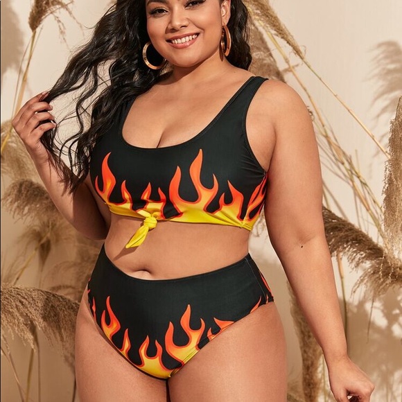 SHEIN Other - Flame Print Plus Size Bikini